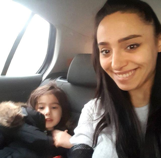 Yıldız Tilbe'nin gözlerden uzak tuttuğu kızıyla benzerliği olay oldu! İkiz gibiler - Resim: 4