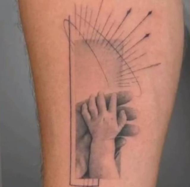 Oğluyla oynayan Kıvanç Tatlıtuğ'un ev hali olay oldu! "İşinizi gücünüzü bırakıp bakın..." - Resim: 1