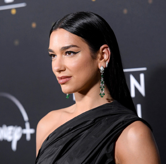 Dua Lipa tarafını seçti! İsrail destekçisi menajerine yol verdi... - Resim: 1