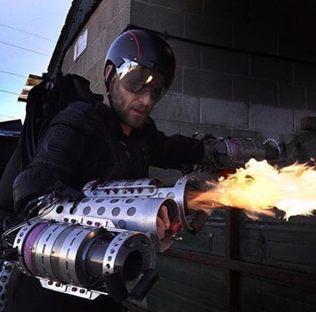 Gerçek Iron Man rekorlar kitabında! - Resim: 4