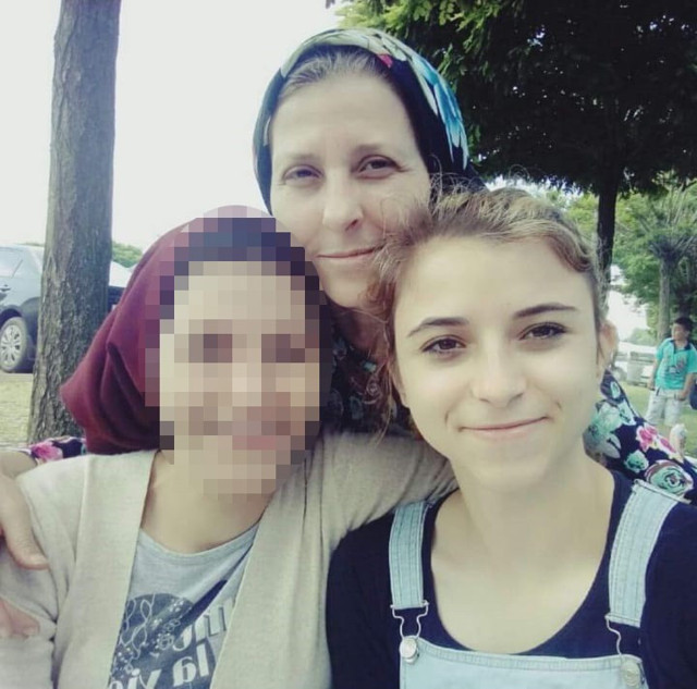 Boşanma kararı çıktı, balkondan girdiği evde katliam yaptı! Karısını öldürüp intihar etti, kızı da ağır yaralı - Resim: 0