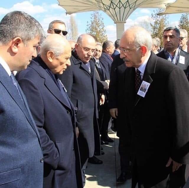 Ankara bu fotoğrafı konuşuyor? Devlet Bahçeli elini çıkartmadı - Resim: 0