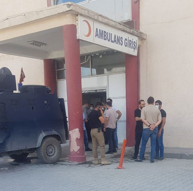 Hakkari İl Emniyet Müdür Yardımcısı Hasan Cevher silahlı saldırıda şehit edildi - Resim: 2