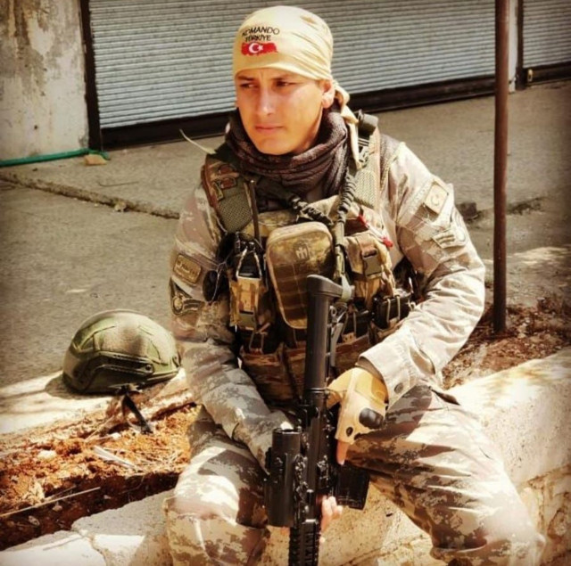 Pençe-Kilit operasyonunda 3 askerimiz şehit oldu! 3 kardeşi de asker olan şehit astsubay 3 aylık evleymiş - Resim: 3