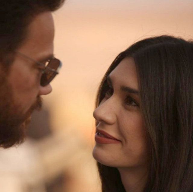 Sinan Akçıl ve Burcu Kıratlı kapışması 'öpüşemez' deyince bakın yanıt ne oldu - Resim: 4