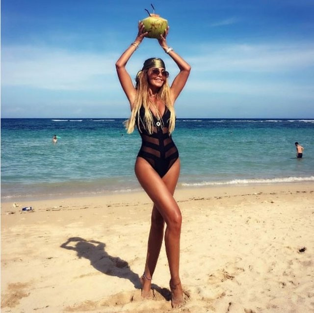 Instagram'dan paylaştı Türk oyuncu fiziğiyle Bali'yi salladı! - Resim: 3