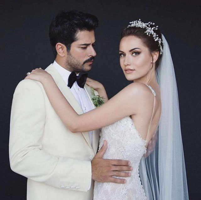 Burak Özçivit kesenin ağzını açtı Fahriye Evcen'e dudak uçuklatan hediye!  - Resim: 1