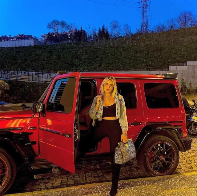 Selin Ciğerci kesenin ağzını açtı: 13 milyon TL'ye araba aldı! - Resim: 4