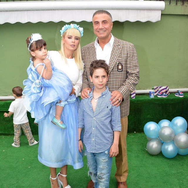 sedat peker eşi özge peker