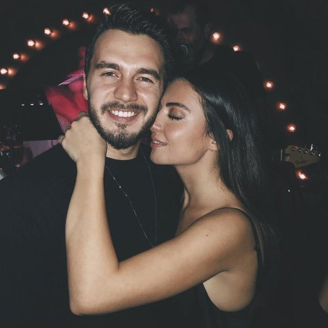 Hande Ünal kimdir aslen nereli İsmail Ege Şaşmaz nişanlısı yaşı kaç? - Resim: 1