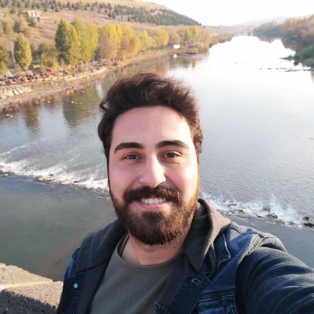 Erzurum'da genç hemşire dereye uçan araçta can verdi - Resim: 1