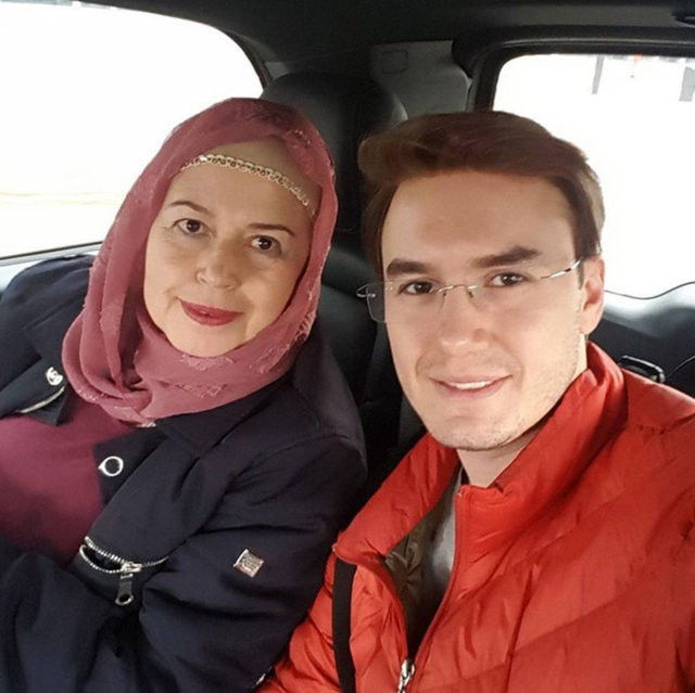 İşte Mustafa Ceceli'nin sosyal medyadan gösterdiği annesi - Resim: 3