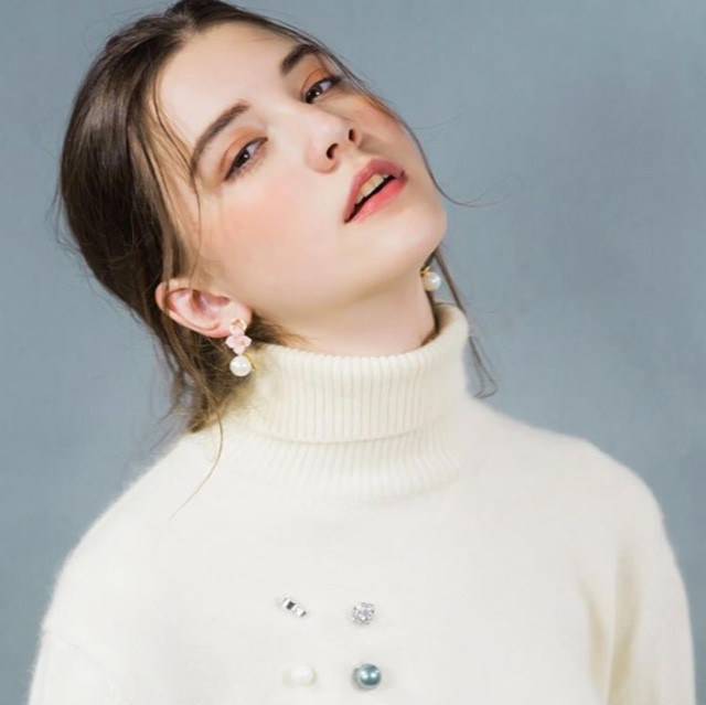 14 yaşındaki manken aşırı çalışmaktan hayatını kaybetti! - Resim: 1