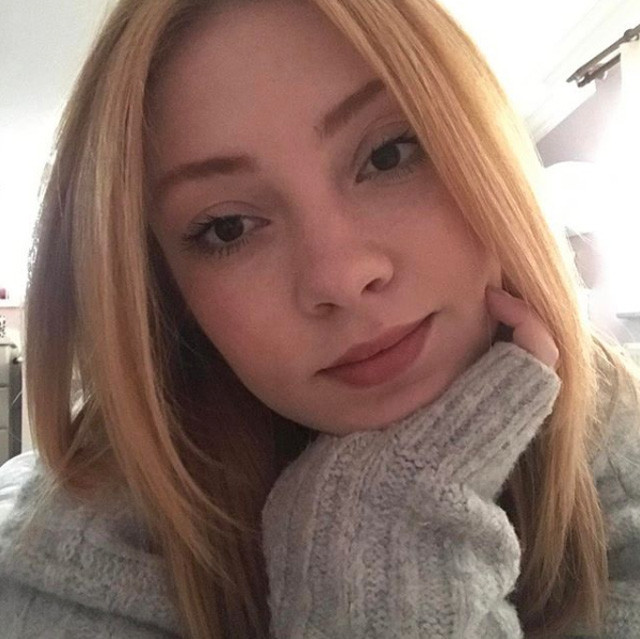 Ece Seçkin'in eski fotoğrafı ortaya çıktı ortalık yıkıldı yok böyle değişim - Resim: 3