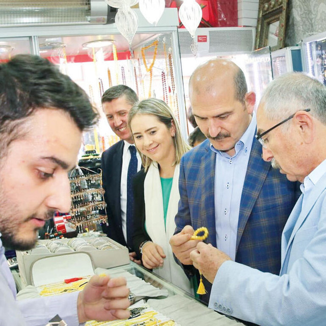 Mardin kayyımı Yaman'dan iddialara ilişkin açıklama: Hediyeler ufak heyetler kalabalık - Resim: 1