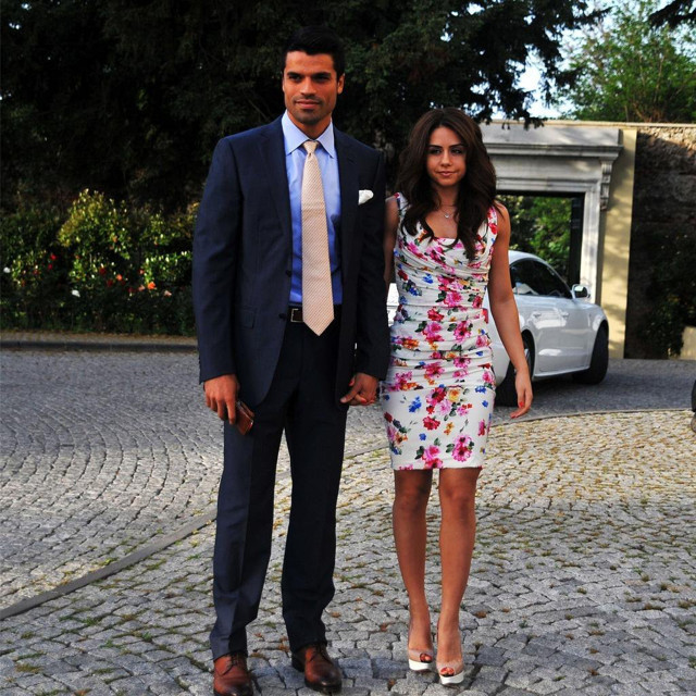 Eski Milli Futbolcu Gökhan Zan 14 yıllık eşinden boşandığını açıkladı - Resim: 0