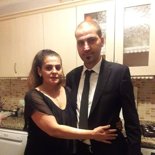 Kocasını bıçaklayarak öldürmüştü! Savcı ceza istemedi - Resim: 0