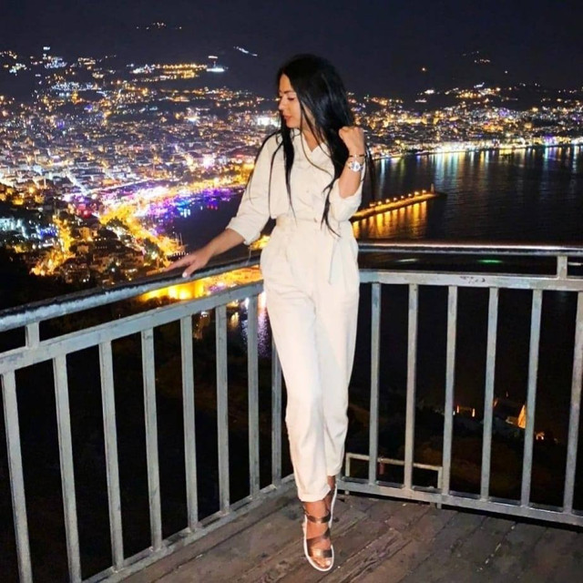 Antalya'da falezlerden düşen genç kadının feci ölümü! Bu fotoğraf sonu oldu! - Resim: 2