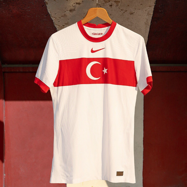 A Milli Takım'ın yeni formaları belli oldu! 'Türkiyem' detayı bomba - Resim: 2