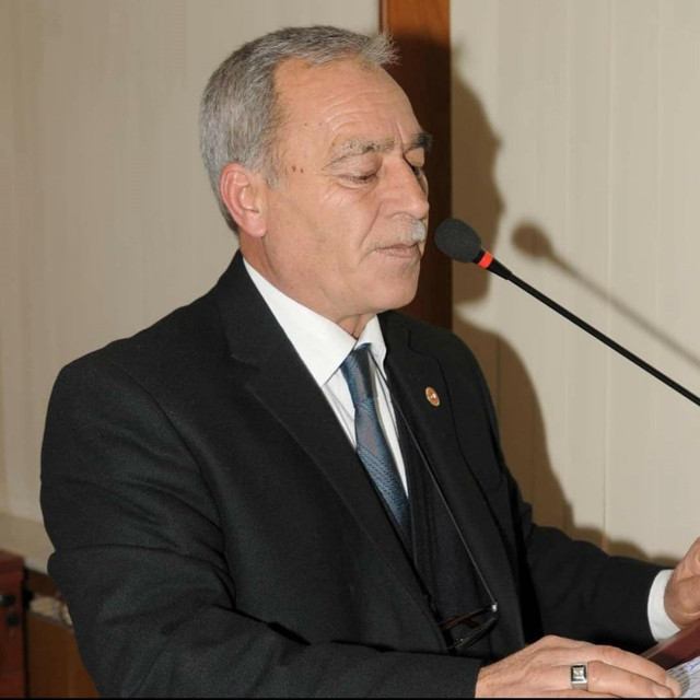 Denizli'de emekli öğretmen beton mikserinin çarptığı otomobilinden sağ çıkamadı - Resim: 1