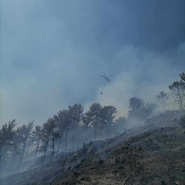 Anamur'da korkutan orman yangını! Havadan ve karadan müdahale ediliyor - Resim: 0