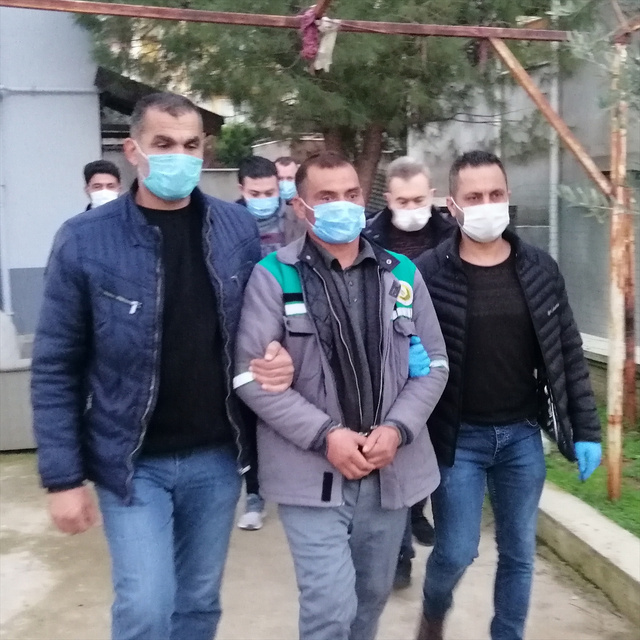Karısıyla patronunu havaya uçuracaktı! İnternetten öğrenip bomba yaptı arabaya yerleştirdi - Resim: 1