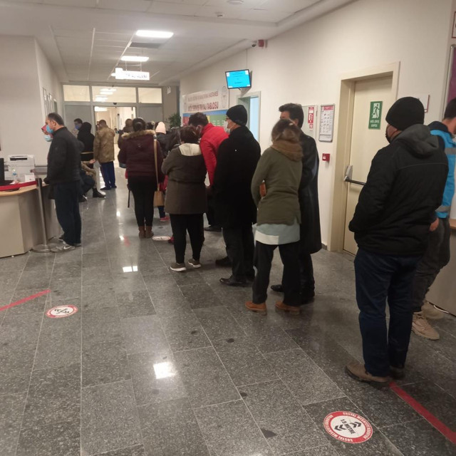 Bilecik'te binlerce kişi ishal ve kusma şikâyetiyle hastaneye başvurdu! Sağlık Bakanlığı devreye girdi - Resim: 1