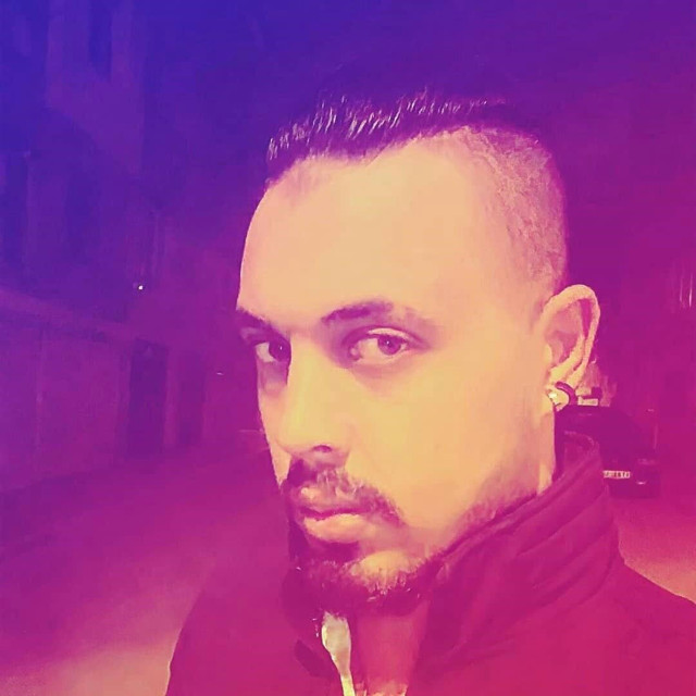 İntihar girişiminde bulunan genç hem kendini hem de jandarma astsubayı vurdu - Resim: 0