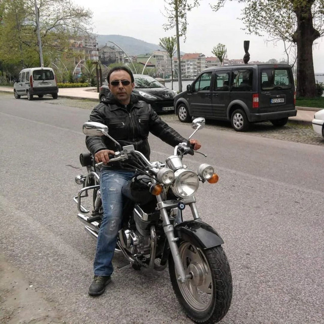 Alkollü adam eşini göğsünden bıçaklayarak ağır yaraladı! Sonra bakın ne yaptı? - Resim: 0