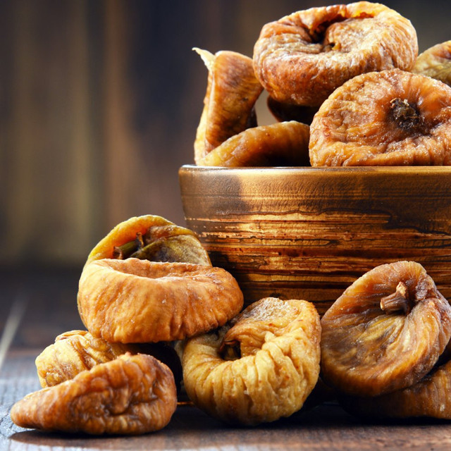 Bunu yiyen dört nala koşuyor! İşte vitamin ve enerji bombası cevizli incir reçeli tarifi - Resim: 3