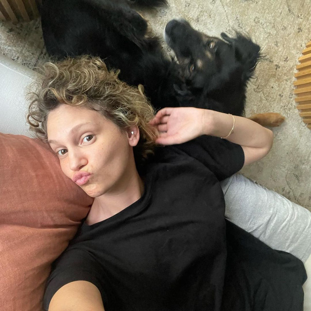 Farah Zeynep Abdullah'ı makyajsız haliyle görenler tanıyamadı! Resmen hayranlarını kandırmış - Resim: 2