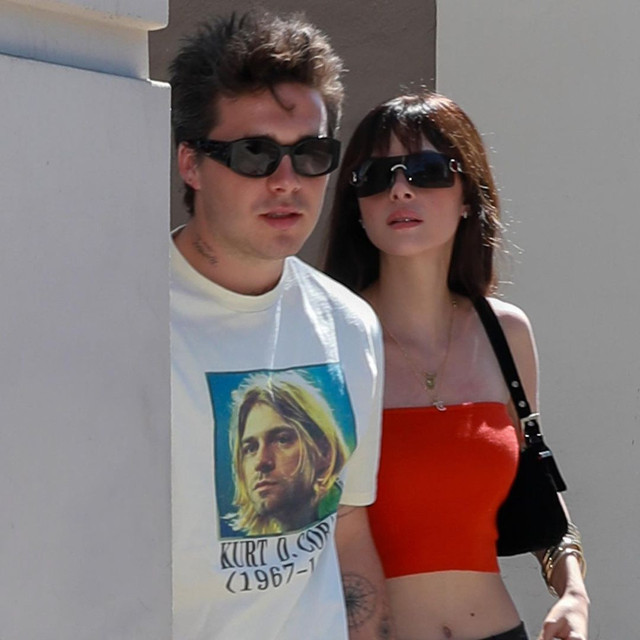 Nicola Peltz ve Brooklyn Beckham'ın yatak pozu sosyal medyada olay oldu! "En aşık sizsiniz tamam " - Resim: 0