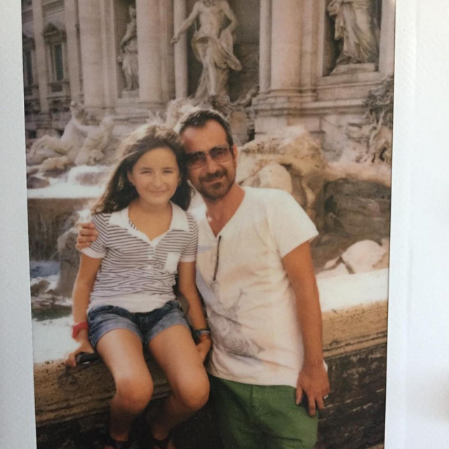 Feridun Düzağaç paylaştı: Kızını görenler gözlerine inanamadı! "Kral tacını bulmuş, Prensesiyle" - Resim: 5