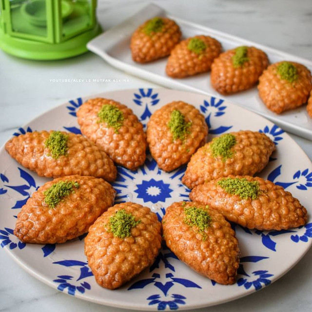 Lezzeti ağızda dağılıyor kolay kalburabastı tarifi! - Resim: 1