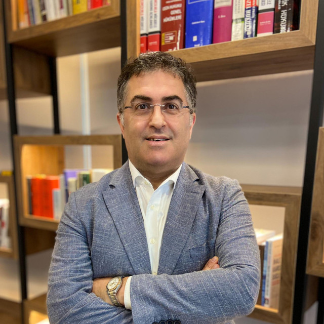 Kapatılan üniversiteler geri açılacak! Ersan Şen dava dilekçesi hazırladı! Fatih Altaylı'dan flaş kulis haberi... - Resim: 0