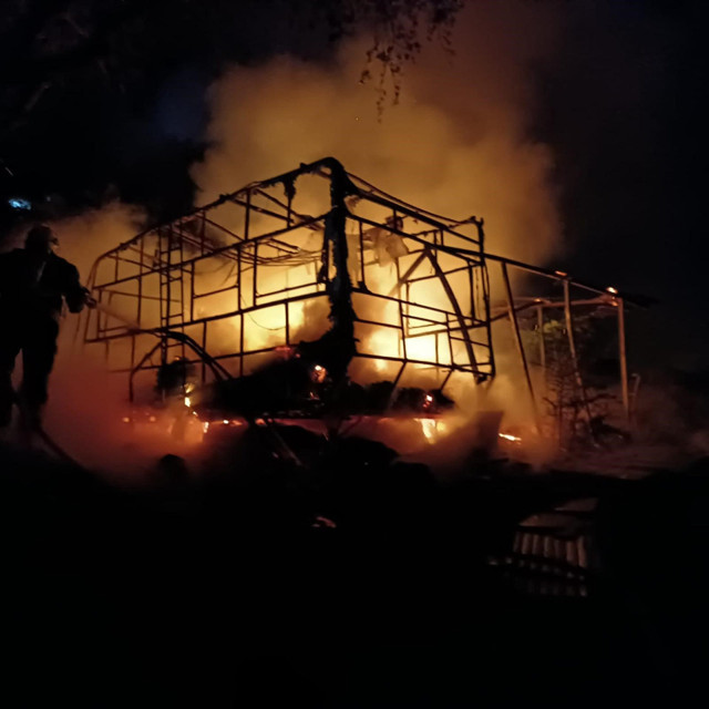 Muğla'da karavanda feci ölüm! Eşinin çabaları sonuçsuz kaldı - Resim: 0