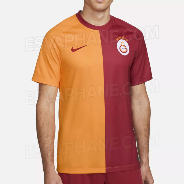 Galatasaray'ın yeni sezon formaları basına sızdırıldı! - Resim: 0