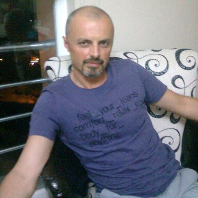 Sinop'ta dehşet! Eli silahlı şahıs eski eşini vuramadı, kendi kafasına sıktı - Resim: 0