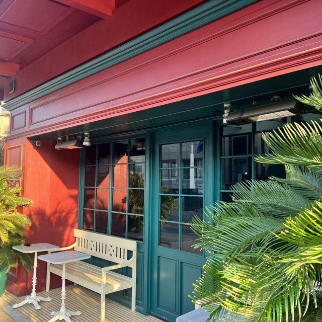 Kütüphane eğlence mekanı nerede? Ünlülerin gizli mekanı sahibini tanımayan... - Resim: 0