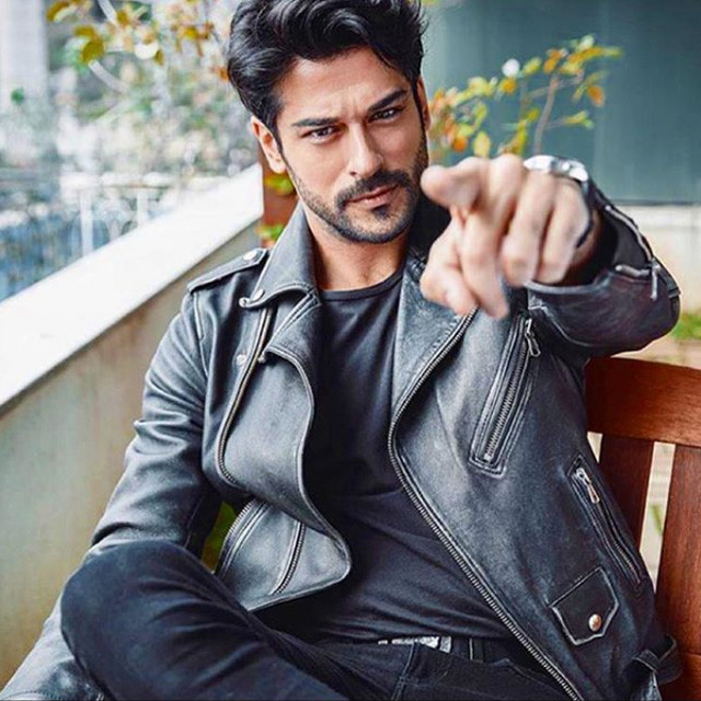 Burak Özçivit paraya para demiyor servet kazanacak! - Resim: 1