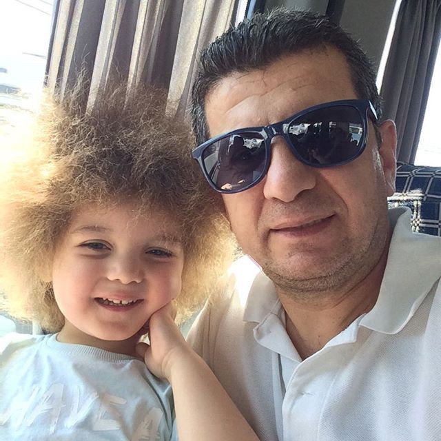 Bizim Hikaye İsmet Ömer Sevgi kimdir nereli herkes saçlarını konuşuyor - Resim: 4