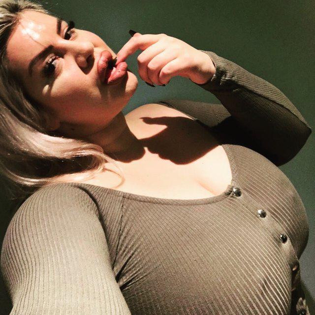 Tek amacı dünyanın en büyük kalçalarına sahip olmak - Resim: 3