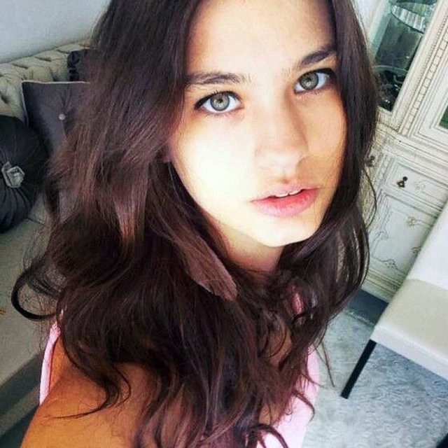 Tescilli güzel Ecem Çırpan'dan erkekleri çıldırtan açıklama! - Resim: 1