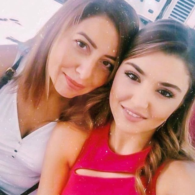  Hande Erçel'in annesinin son paylaşımı yürek burktu - Resim: 4