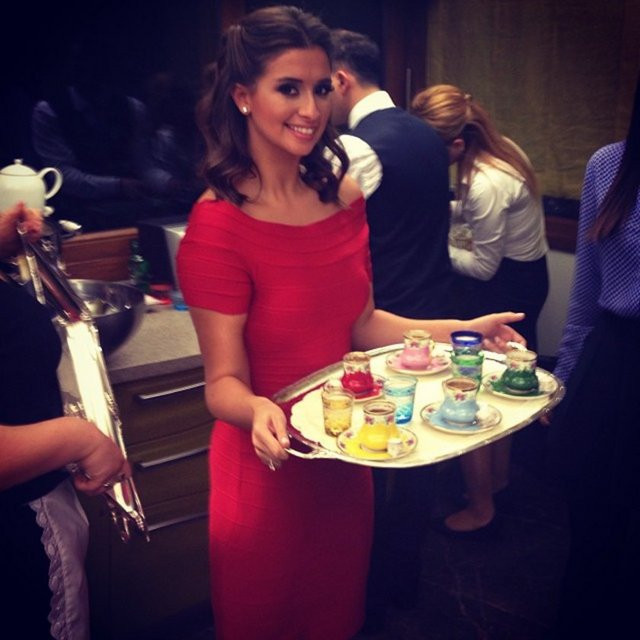 Buse Terim nişanı beleşe getirmiş - Resim: 3