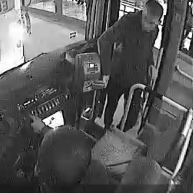 Kütahya'da halk otobüsünde üniversiteliye taciz - Resim: 2