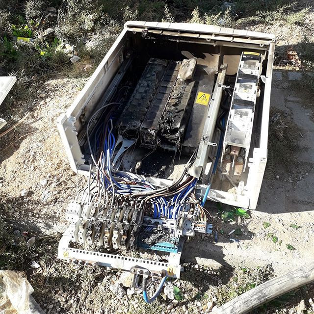 Mardin'de kaçak elektrik tüketimini önleyen panolara saldırı - Resim: 2