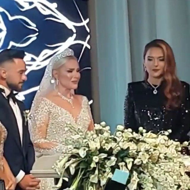 Selin Ciğerci Demet Akalın'a gönderme yaptı olay deprem yardımı çıkışı - Resim: 1