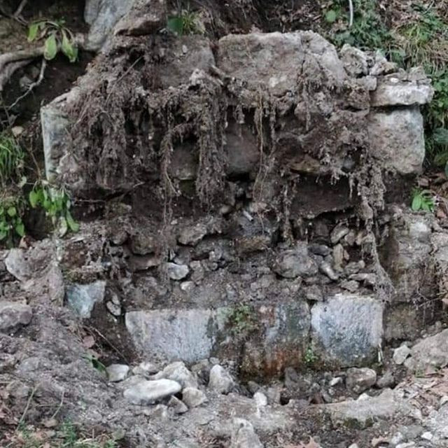 Trabzon'da 150 yıllık tarihi çeşme çalındı - Resim: 4