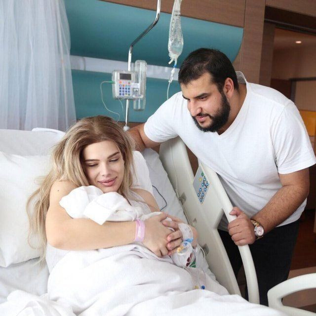 Damla Ersubaşı ve eşi Mustafa Can Keser buzları eritti! Takibe başladılar - Resim: 2